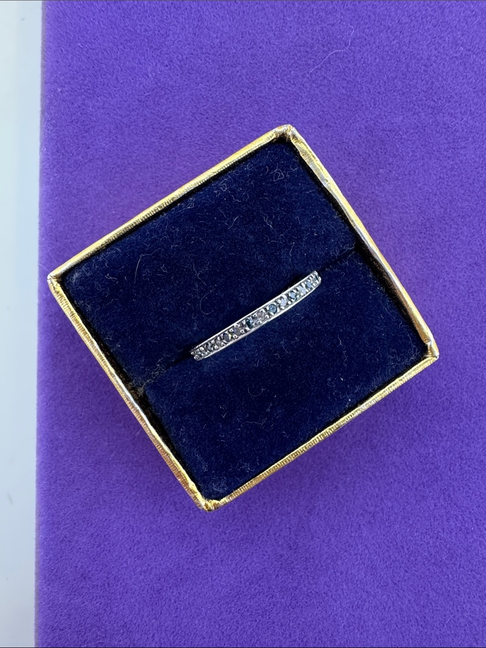 💛 Vintage 10k White Gold Blue & White Pavé Diamond Eternity Ring | Stackable - Picture 1 of 10